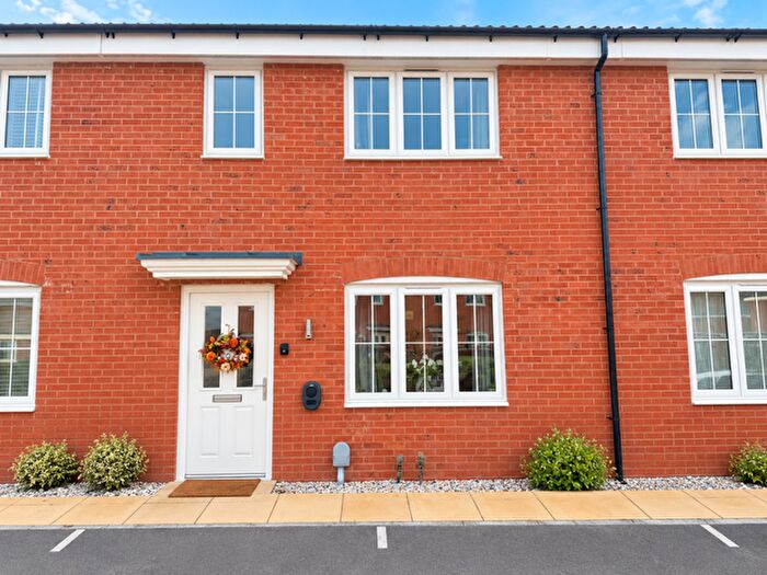 3 Bedroom Terraced House To Rent In Seely Drive, Somercotes, DE55