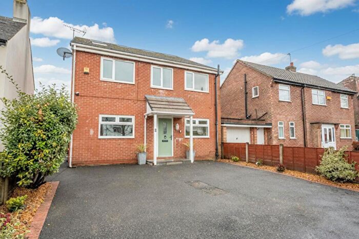 House Of Multiple Occupation For Sale In Heskin Lane, Ormskirk, Lancashire, L39