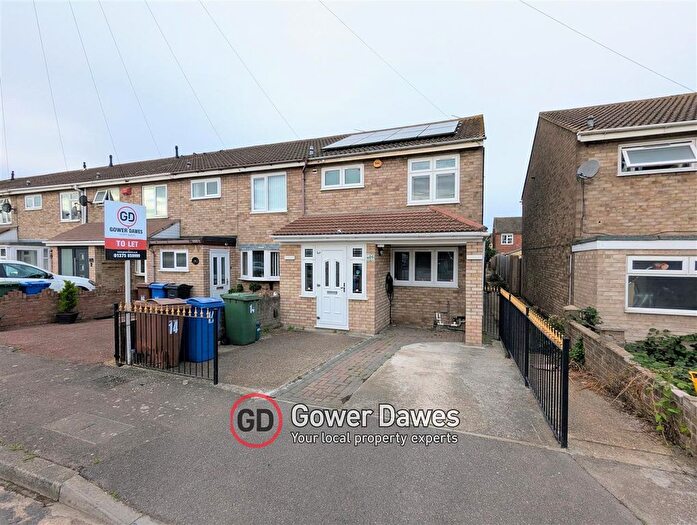 3 Bedroom End Of Terrace House To Rent In Bown Close, Tilbury, RM18