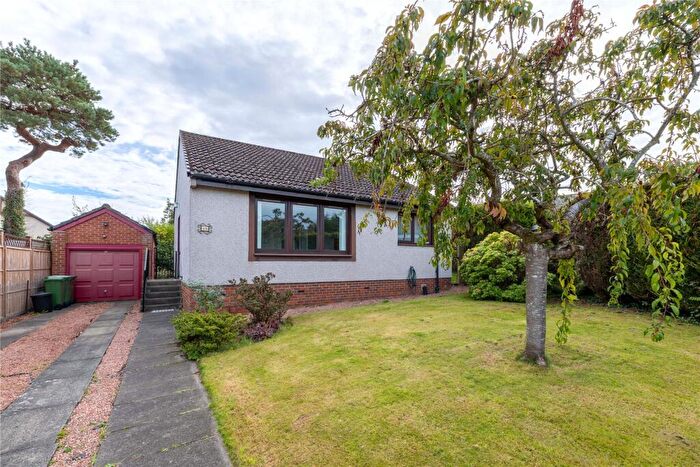 2 Bedroom Bungalow For Sale In Elm Street, Errol, Perth, Perth And Kinross, PH2