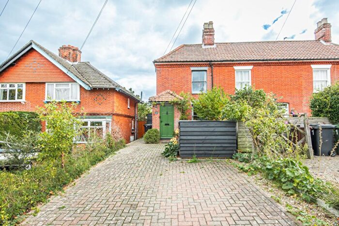 3 Bedroom Cottage For Sale In Characterful Cottage In Cringleford, NR4