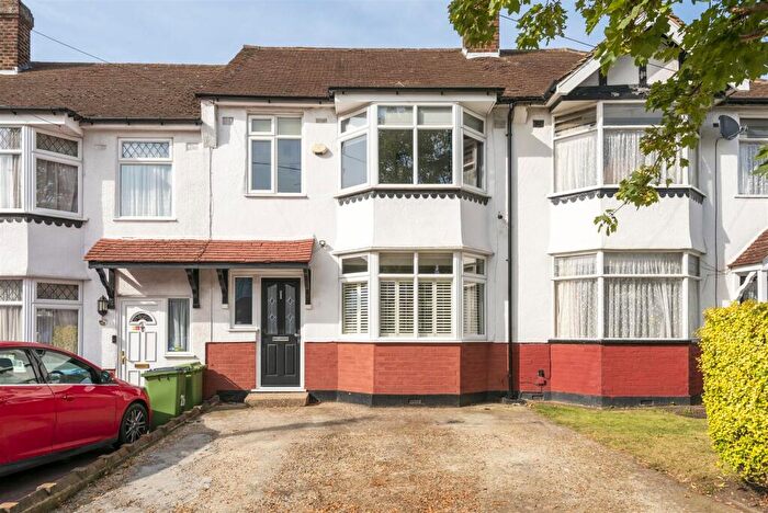 3 Bedroom Terraced House To Rent In Earlshall Road, London, SE9
