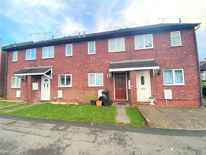 2 Bedroom Terraced House To Rent In Colbourne Street, Swindon, Wiltshire, SN1