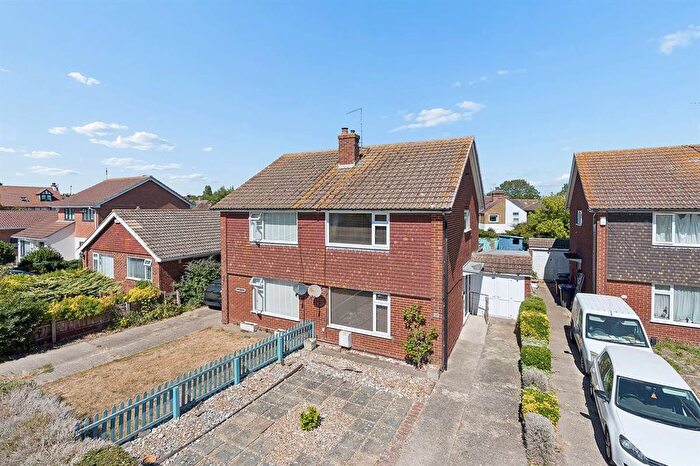 3 Bedroom Semi-Detached House For Sale In Green Lane, Whitstable, CT5