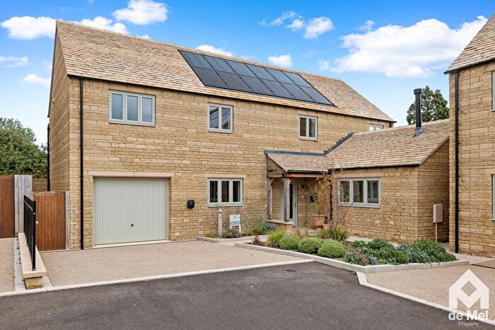 4 Bedroom Detached House For Sale In Saxon Drive, Greet, GL54