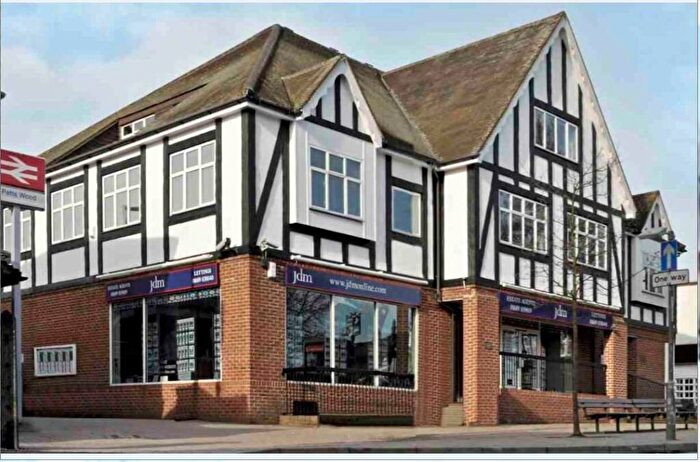 1 Bedroom Apartment To Rent In Station Square, Petts Wood, Orpington, BR5