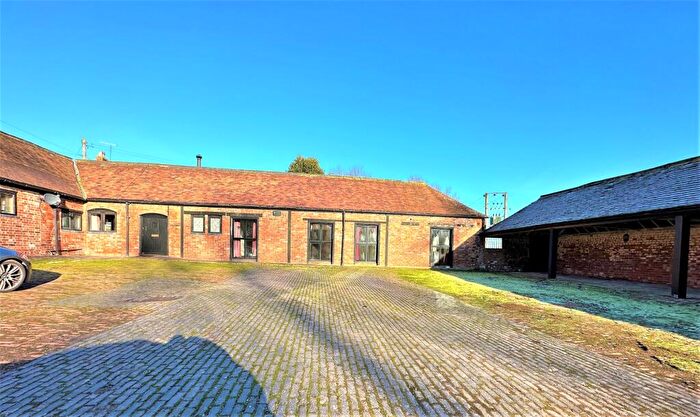 4 Bedroom Semi-Detached House To Rent In Lower Apperley, Gloucester, GL19