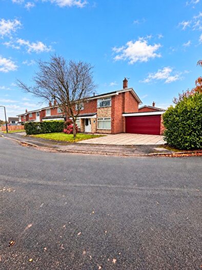 4 Bedroom Detached House For Sale In Bank Field, Bolton, BL5