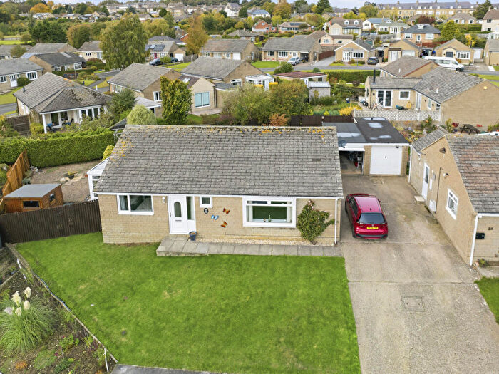 2 Bedroom Detached Bungalow For Sale In Park View, Leyburn, DL8