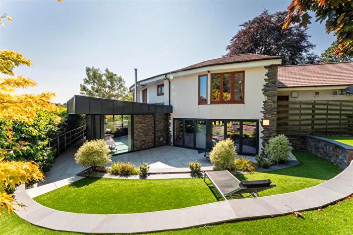 6 Bedroom Detached House For Sale In Parrys Close, BS9