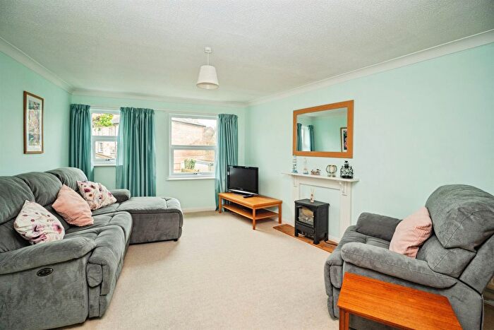 2 Bedroom Maisonette For Sale In High Street, Fordington, Dorchester, DT1