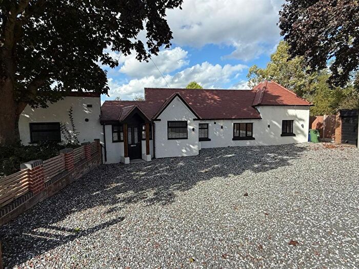 4 Bedroom Detached Bungalow For Sale In The Old School House, Chawn Hill Close, Pedmore, DY9