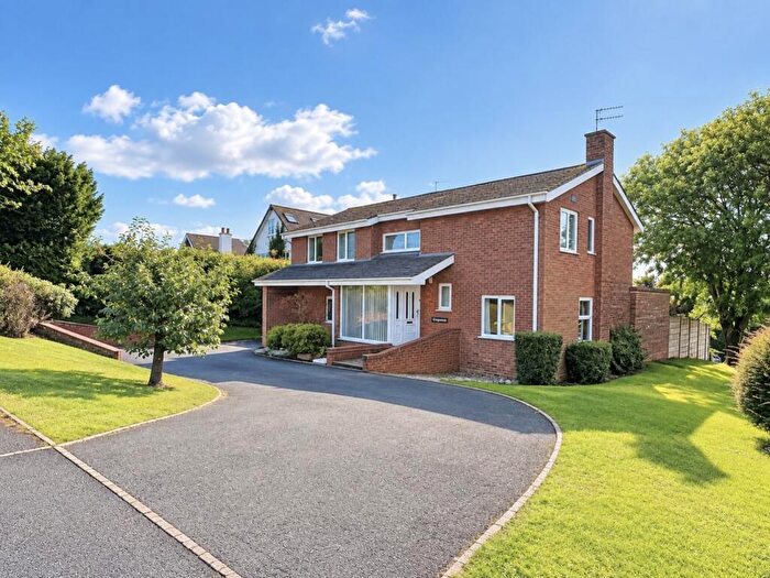 4 Bedroom Detached House For Sale In Greenleighs, Sedgley, DY3