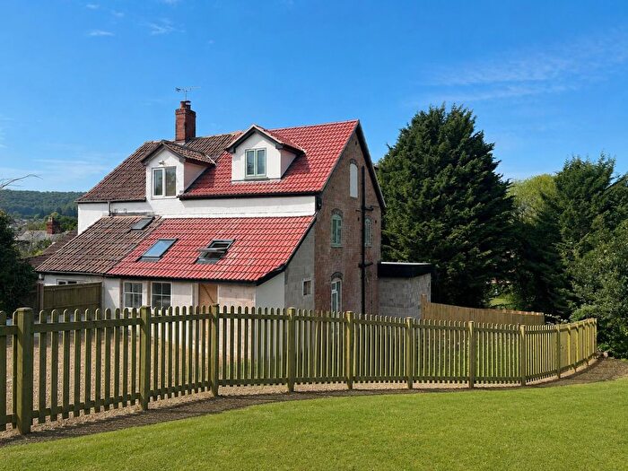 4 Bedroom Semi-Detached House For Sale In Upthorpe, Cam, Dursley, GL11