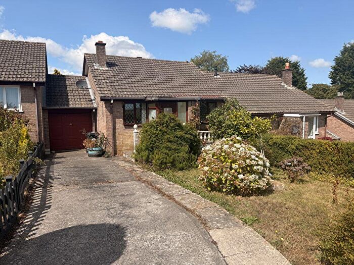 2 Bedroom Bungalow For Sale In Pendray Gardens, Liskeard, PL14