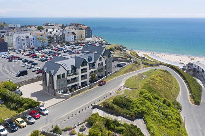 2 Bedroom Flat For Sale In Waterstone House, Tenby, SA70