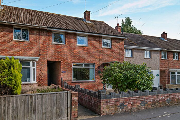 3 Bedroom Terraced House For Sale In Penhill Drive, Penhill, Swindon, SN2