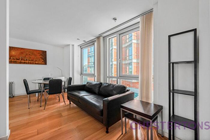 Flat To Rent In Fairmont Avenue, Blackwall, E14