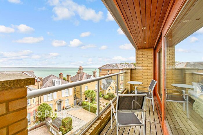 5 Bedroom Semi-Detached House For Sale In Cliff Road, Cowes, Isle Of Wight, PO31
