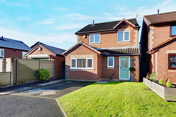 3 Bedroom Detached House For Sale In Carlyle Close, Rode Heath, ST7