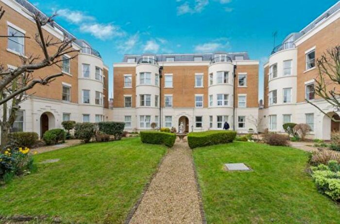1 Bedroom Apartment To Rent In Osborne House, Central Southampton, SO15