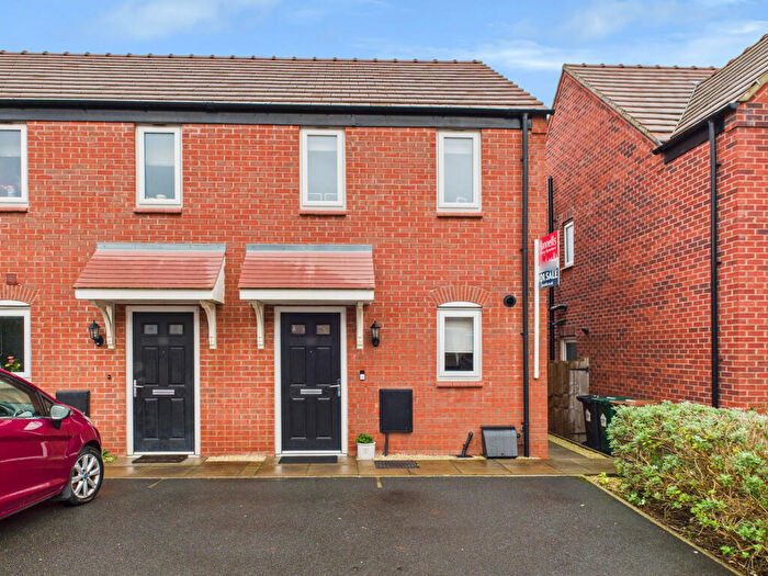 2 Bedroom End Of Terrace House For Sale In Crawley Way, Chellaston, DE73