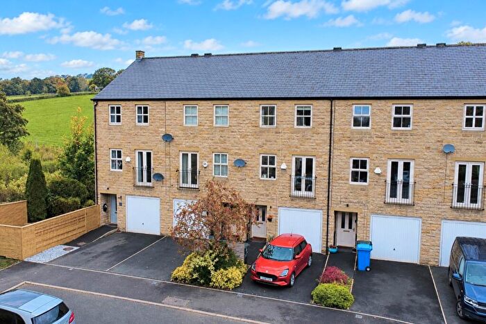 4 Bedroom Town House For Sale In The Old Corn Mill, Glusburn, BD20