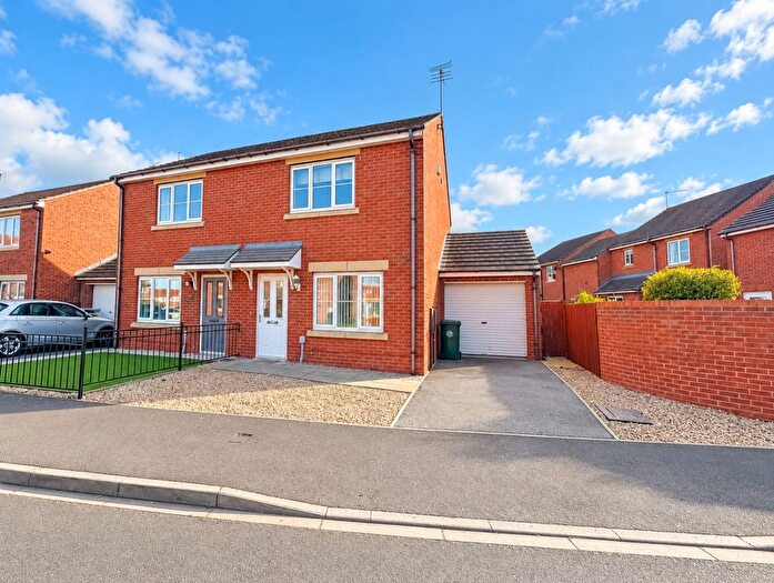 3 Bedroom Semi-Detached House For Sale In Tenby Road, Redcar, TS10