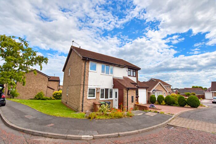 1 Bedroom Flat To Rent In Plover Close, Ayton, Washington, Sunderland, NE38