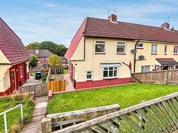 3 Bedroom Semi-Detached House For Sale In Thornfield Road, Consett, DH8