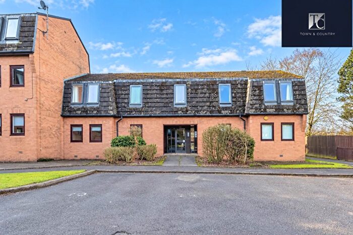 1 Bedroom Flat For Sale In Mahon Court, Moodiesburn, G69