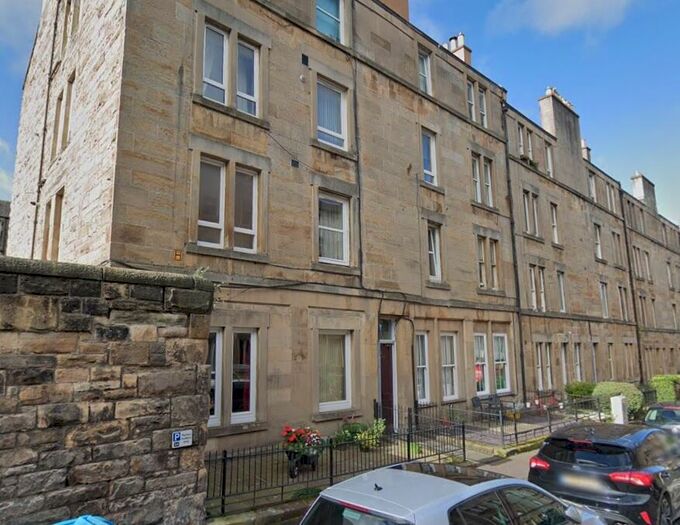 2 Bedroom Flat To Rent In Cathcart Place, Dalry, Edinburgh, EH11