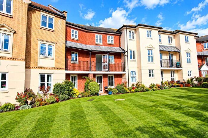1 Bedroom Apartment For Sale In Bucklers Court, Anchorage Way, Lymington, Hampshire, SO41