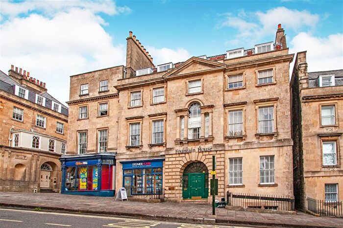 1 Bedroom Apartment To Rent In Fountain House, BA1