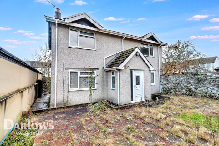 4 Bedroom Detached House For Sale In Commercial Street, Hengoed, CF82