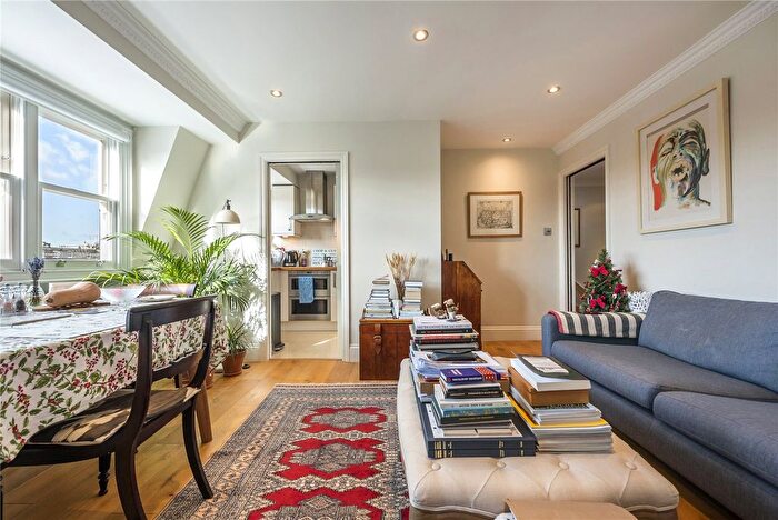 2 Bedroom Flat To Rent In Lanark Road, Little Venice, W9