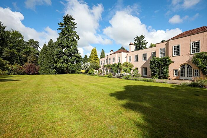 3 Bedroom Property To Rent In London Road, Sunningdale, SL5