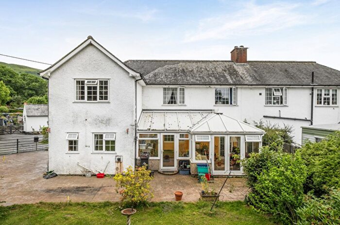 4 Bedroom Semi-Detached House For Sale In Trewen, Llandinam, Powys, SY17