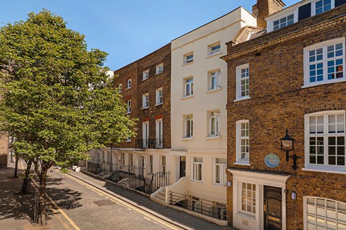 3 Bedroom Town House For Sale In Derby Street, Mayfair, London, W1J