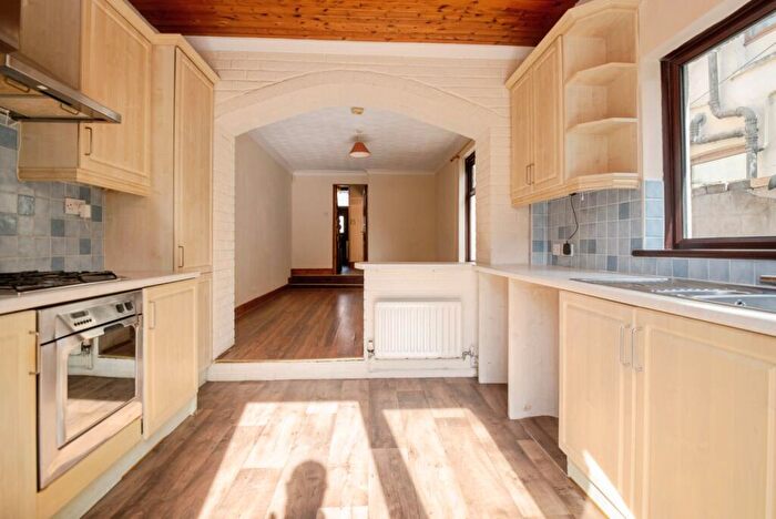 3 Bedroom House For Sale In Llanmaes Street, Cardiff, CF11