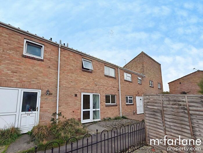 3 Bedroom Terraced House For Sale In Warneford Close, Toothill, SN5