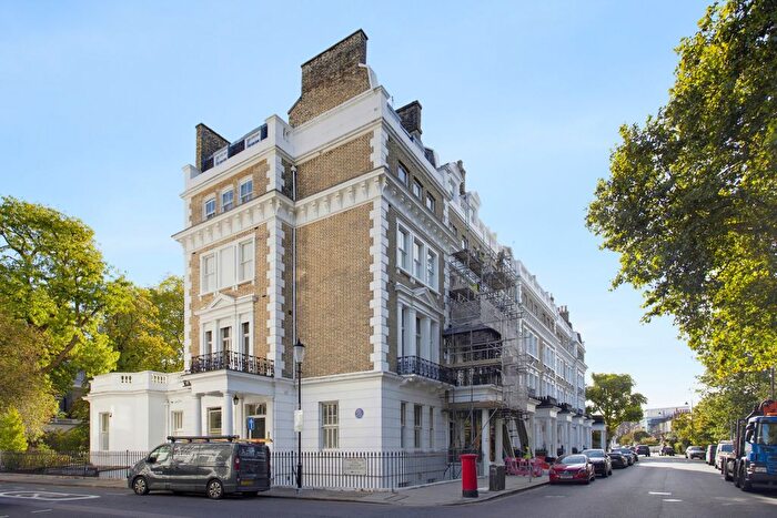 2 Bedroom Flat For Sale In Onslow Gardens, London, SW7
