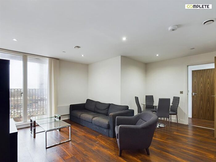 2 Bedroom Flat For Sale In The Assembly, One Cambridge Street, Manchester, M1