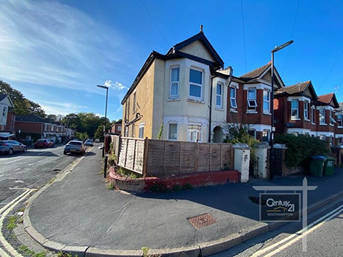 3 Bedroom Semi-Detached House To Rent In | Ref: |, Newcombe Road, Southampton, SO15