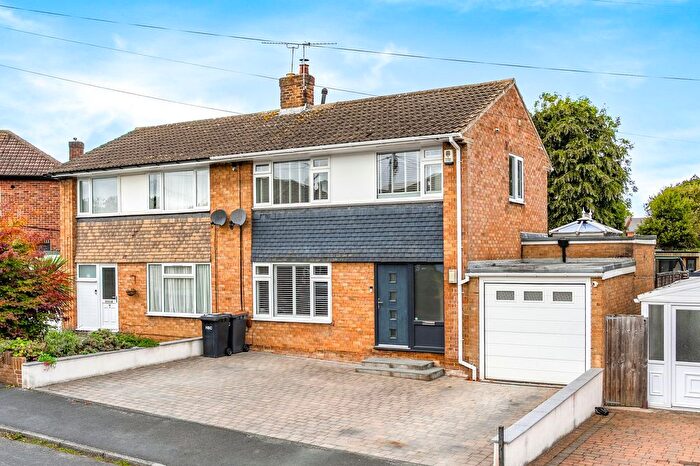 3 Bedroom Semi-Detached House For Sale In Olive Walk, Harrogate, HG1
