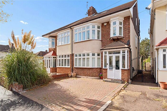 4 Bedroom Semi-Detached House For Sale In Chester Avenue, Upminster, RM14