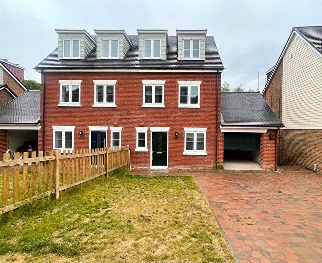 5 Bedroom Semi-Detached House To Rent In Fern Road, St. Leonards-On-Sea, TN38