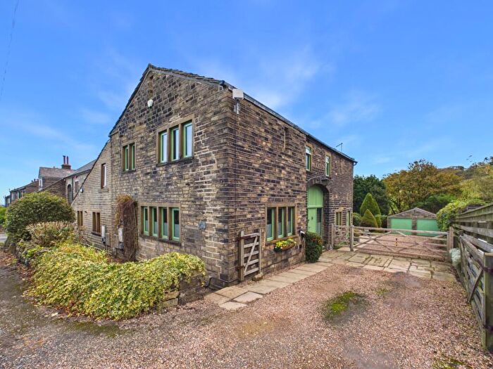 5 Bedroom Barn Conversion For Sale In B New Hey Road, Huddersfield, HD3