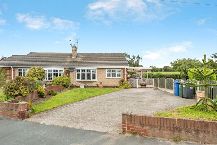 2 Bedroom Bungalow For Sale In Doncaster Road, Doncaster, South Yorkshire, DN5