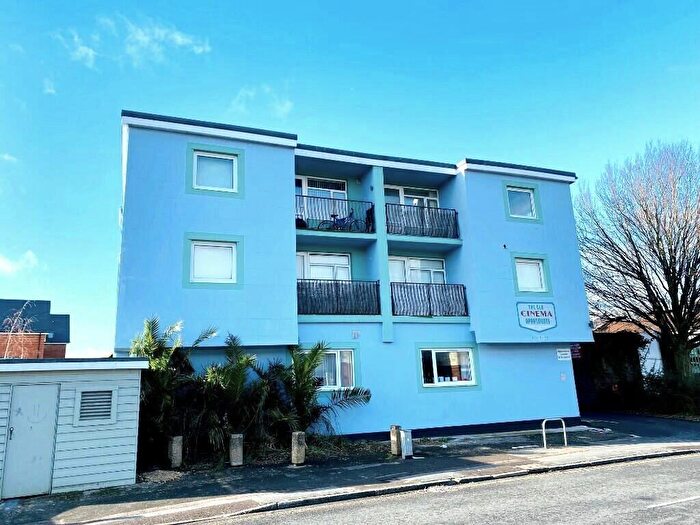 1 Bedroom Flat To Rent In Junction Road, Southampton, Hampshire, SO40